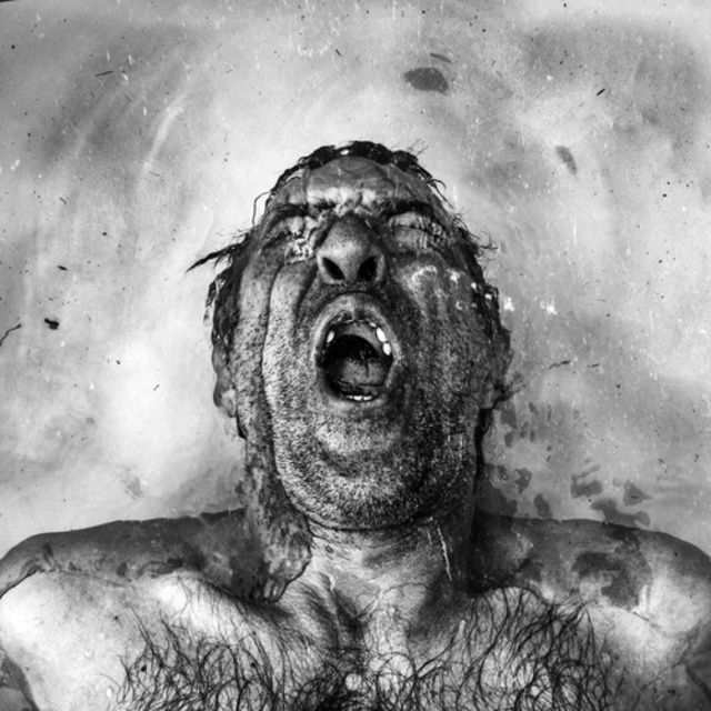 Pochette de Dying